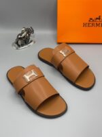 Hermès Men’s Leather Sandals with “H” Cut-Out Detail (Izmir/Gabrielle) | ArvoLuxury