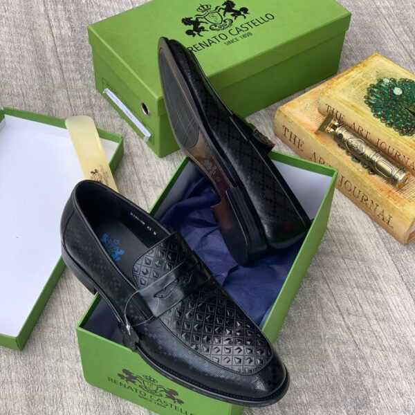 Hermès Kazimir Sandals – Timeless Luxury at ArvoLuxury