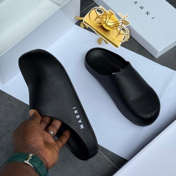 Black Marni Fussbett Sabot Mules – Contemporary Craftsmanship at ArvoLuxury