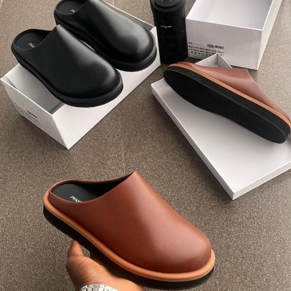 JW Anderson Leather Slip-On Shoes  |Arvoluxury