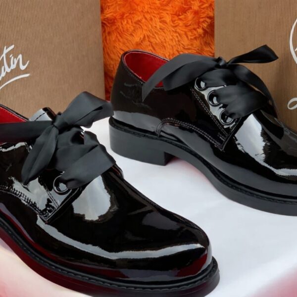 Black Patent Leather Lace-Up Shoes with Ribbon Laces – Available at Arvoluxury
