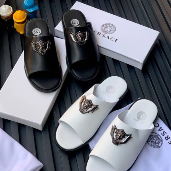 Versace Medusa ’95 Leather Flat Sandals |Arvoluxury